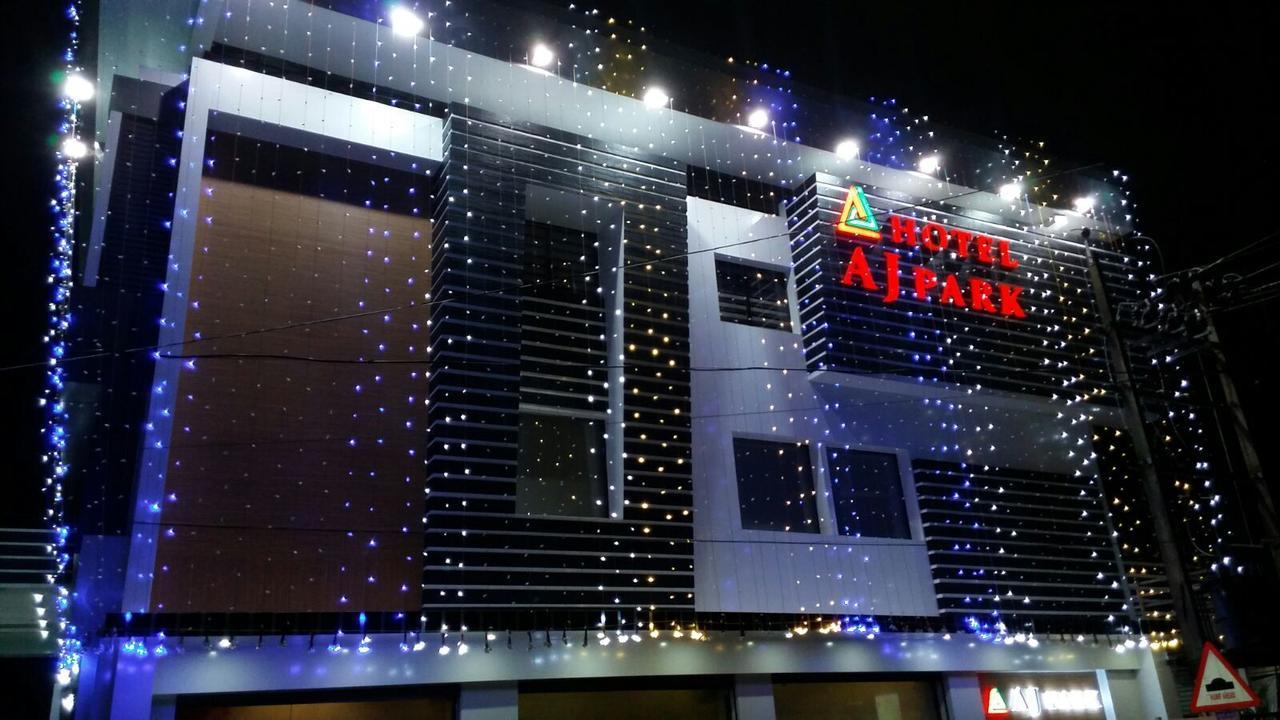 Aj园酒店 Alappuzha 外观 照片