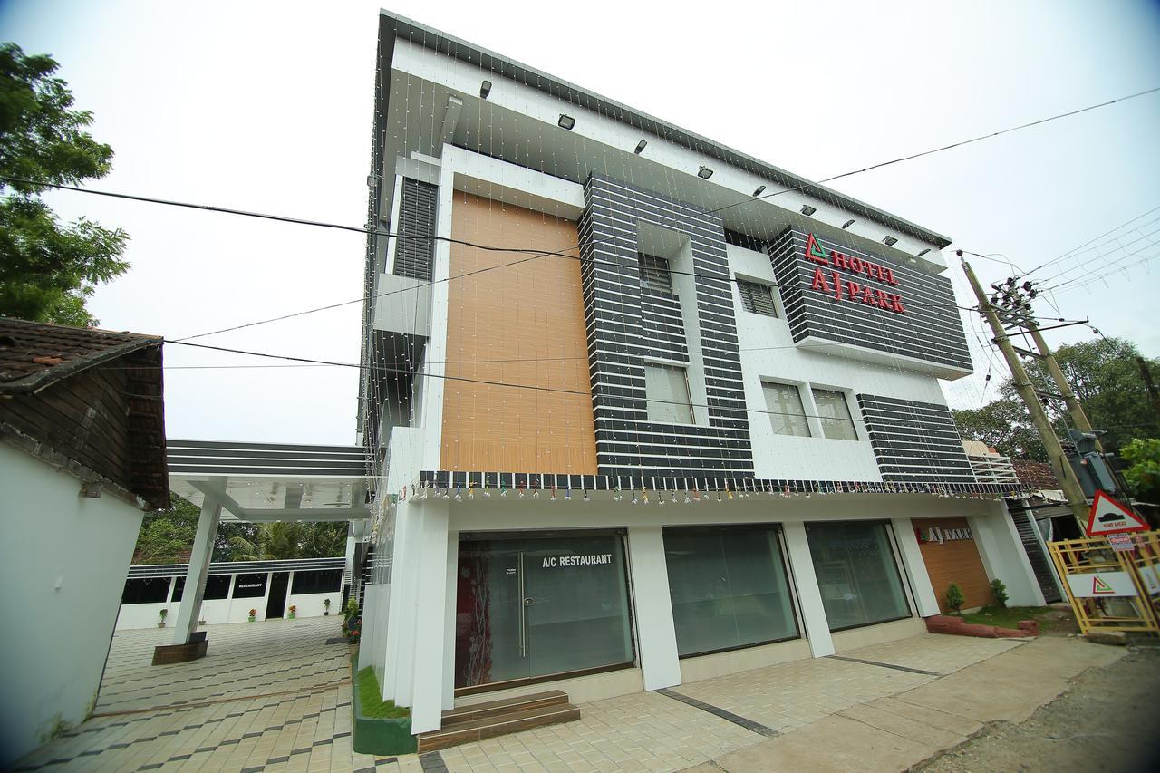 Aj园酒店 Alappuzha 外观 照片